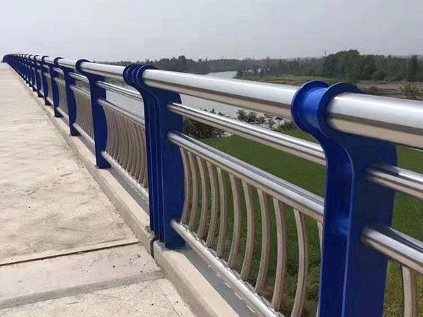 桥梁护栏