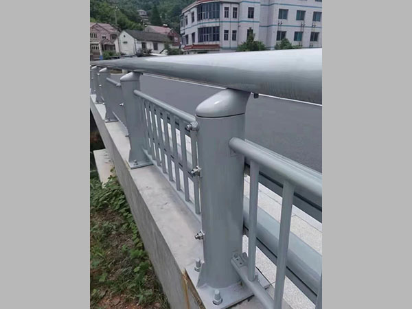 铝合金护拦