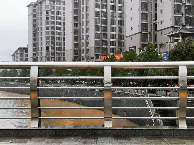 201不锈钢复合管护栏
